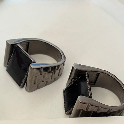 Bull or Bear Fidget Ring